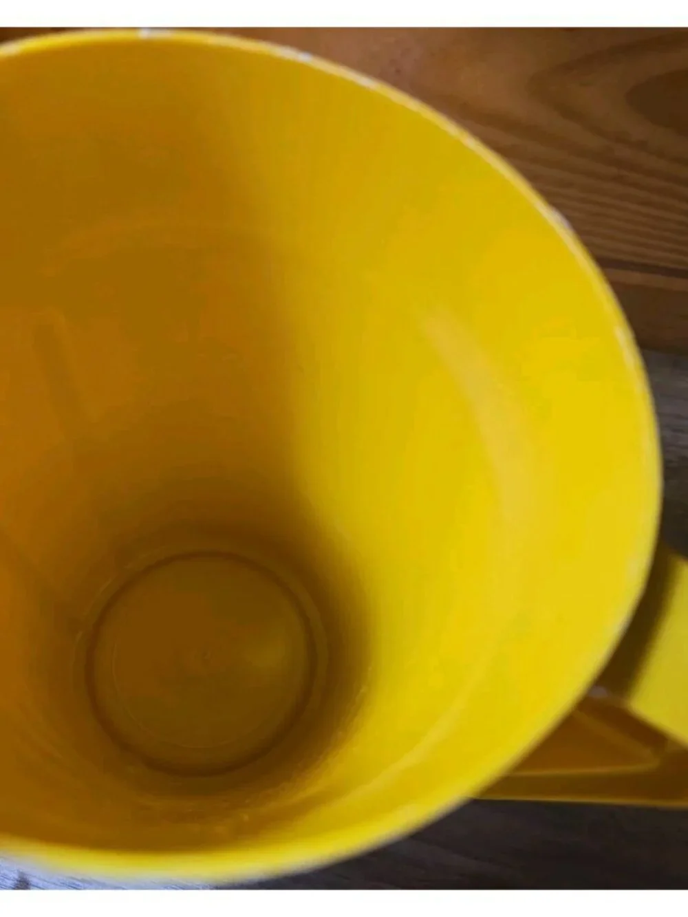 Vintage Sterilite 70's Plastic Drink Pitcher Yellow Retro Kitchen Floral 2 Quart